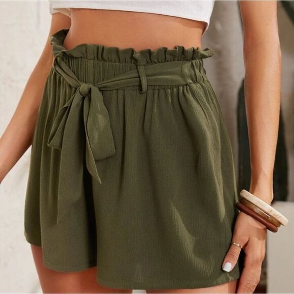 SHEIN Army Green Essnce Paperbag Waist Belted Shorts size S - Picture 3 of 11